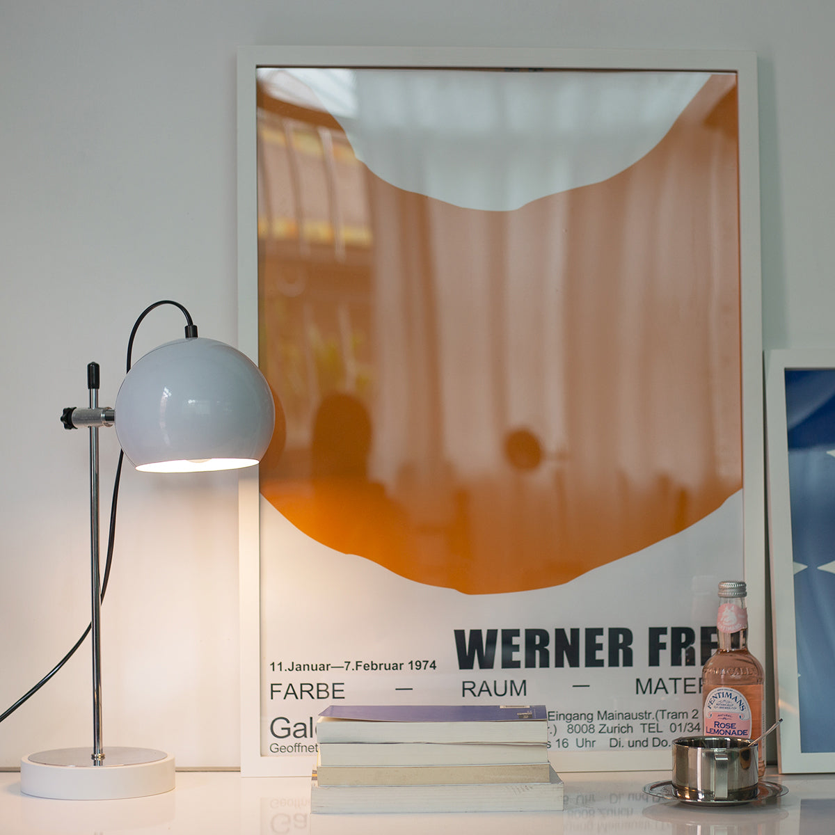 Ball Bracket Table Lamp - Lumpaz