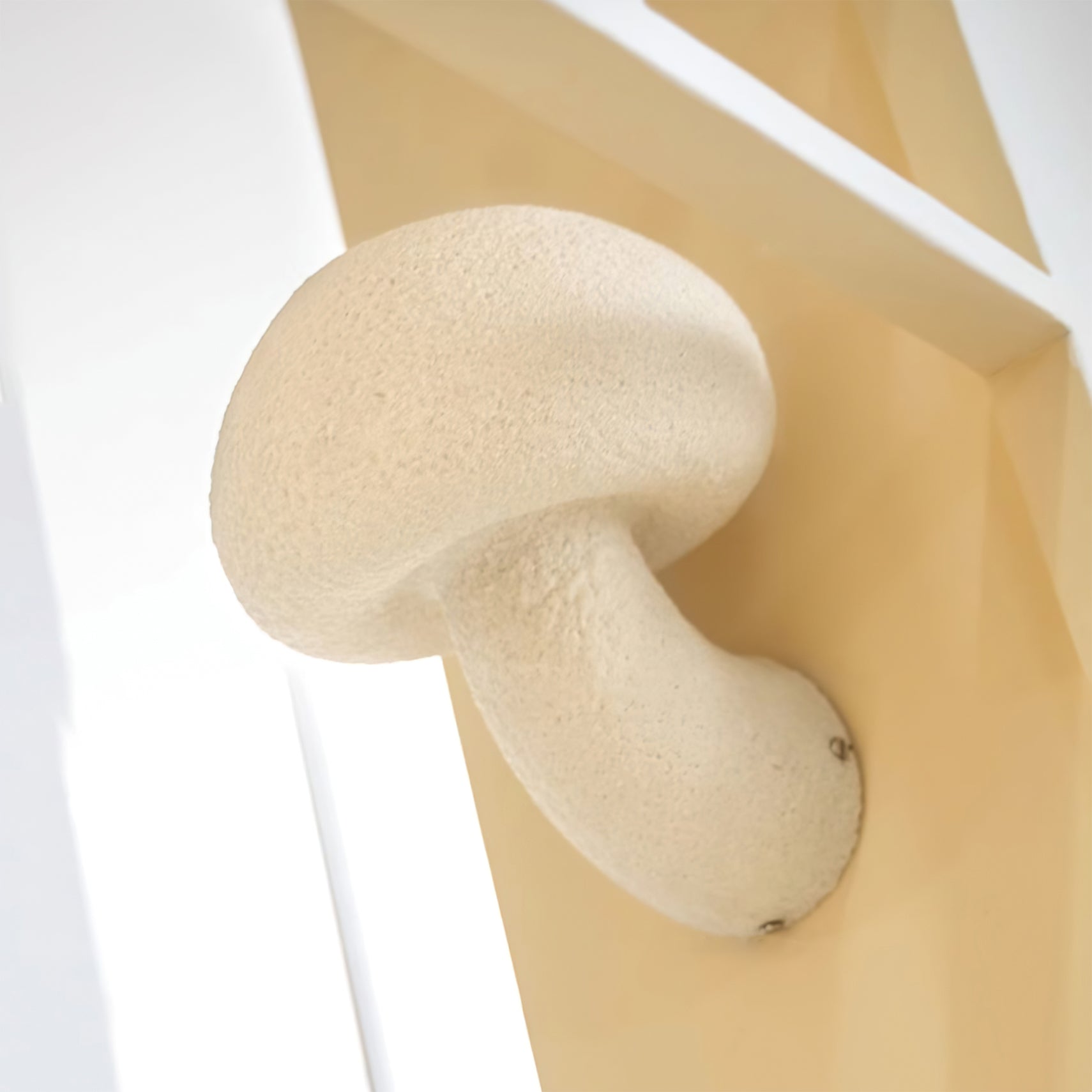 Mushroom Resin Wall Lamp - Lumpaz