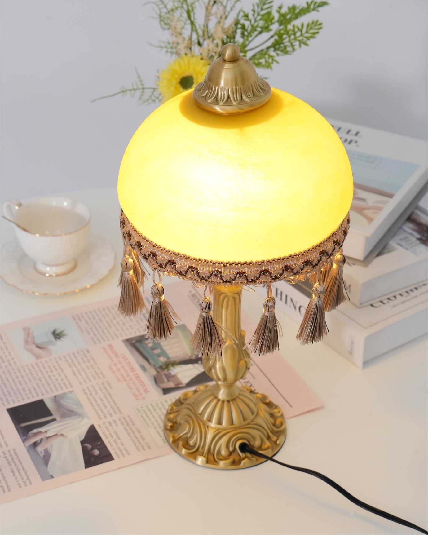 French Tassels Brass Table Lamp - Lumpaz