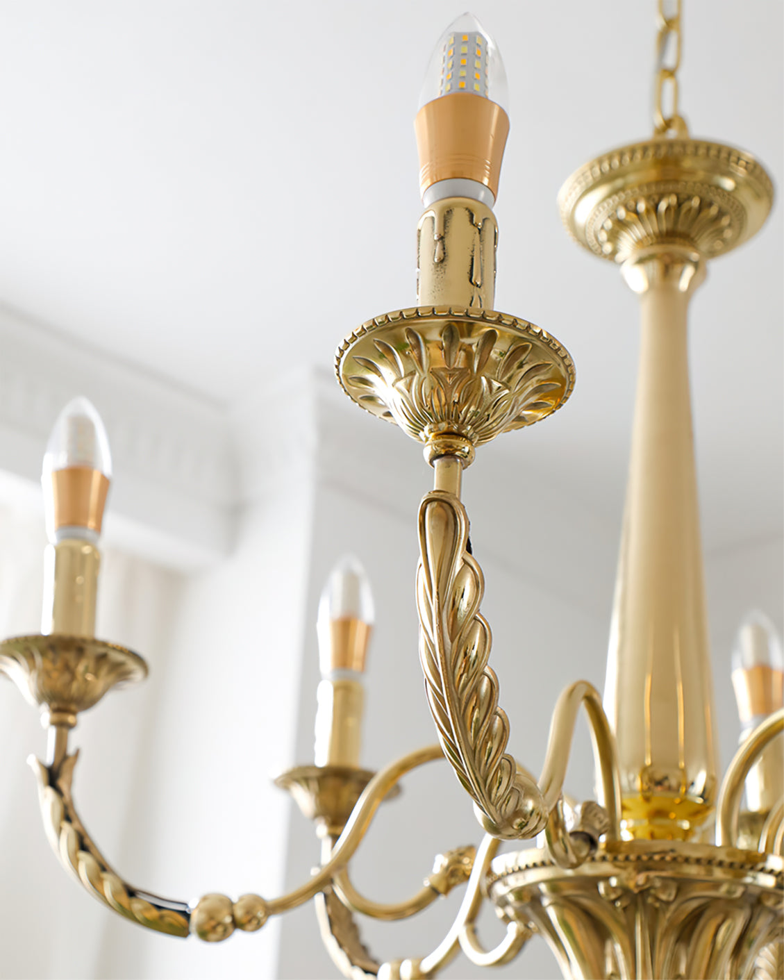 Candle Brass Chandelier - Lumpaz