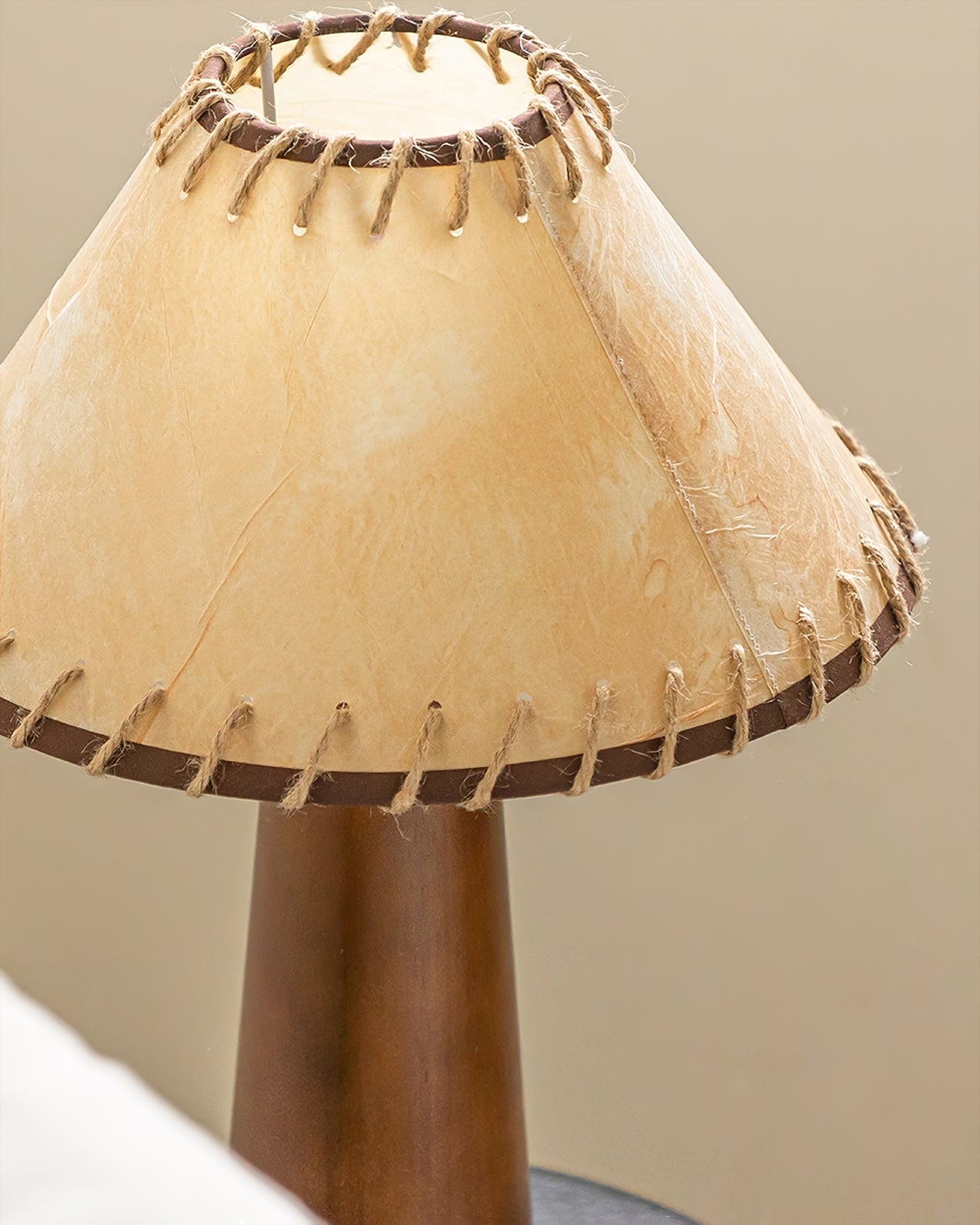 Basica Table Lamp - Lumpaz