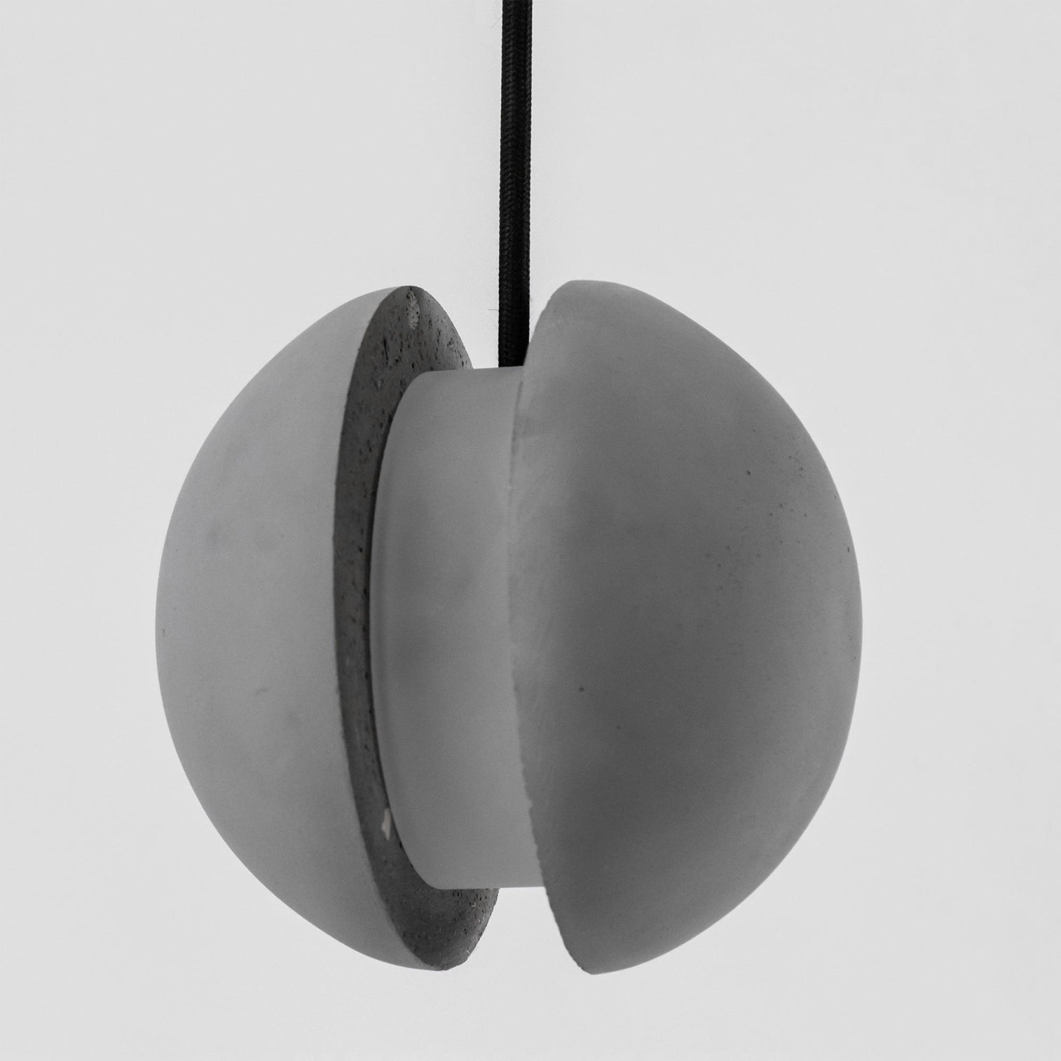 Moon Cement Pendant Lamp - Lumpaz