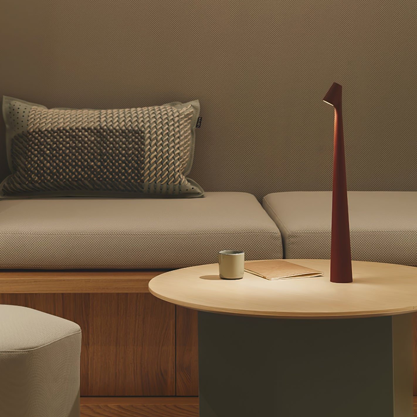Africa Built-in Battery Table Lamp - Lumpaz