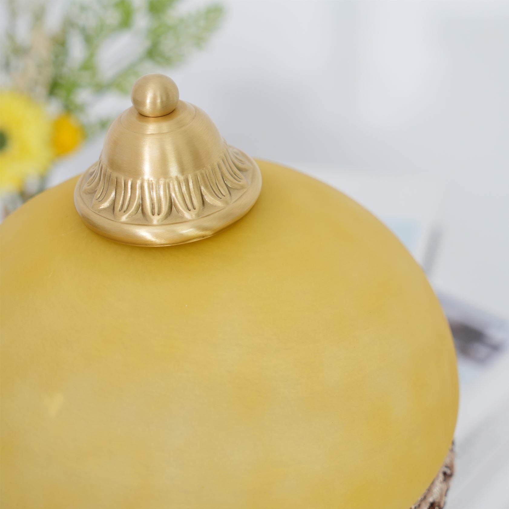 French Tassels Brass Table Lamp - Lumpaz