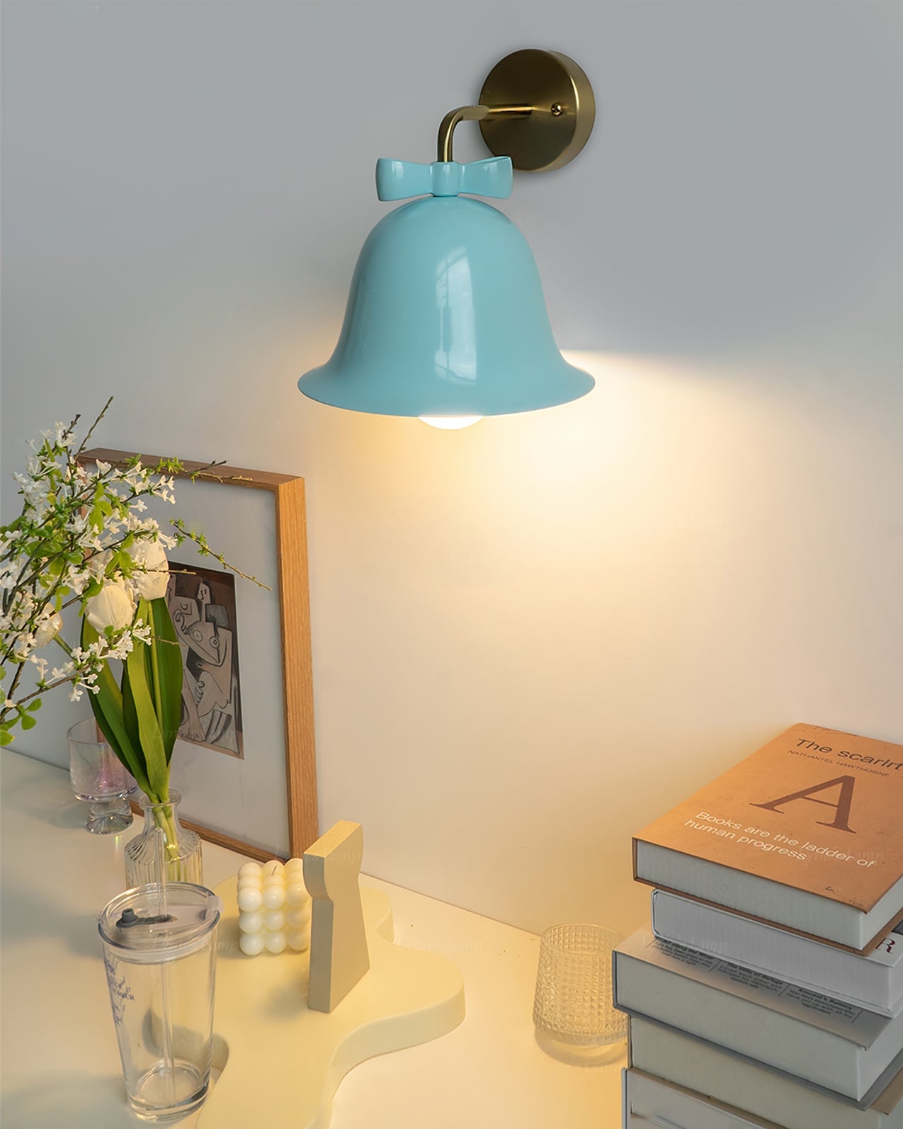 Bow Bell Wall Lamp - Lumpaz