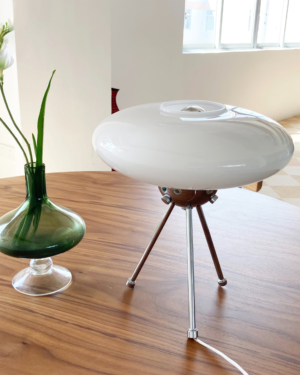 Glass UFO Table Lamp - Lumpaz