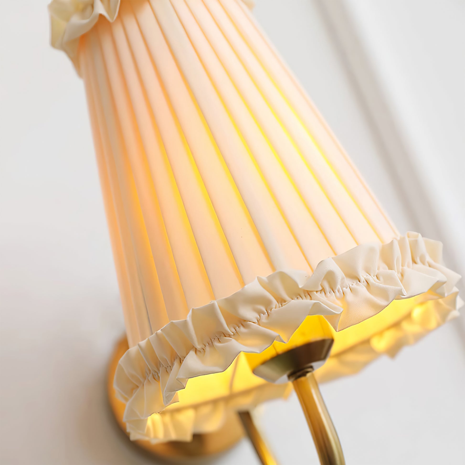 Mcveigh Wall Lamp - Lumpaz