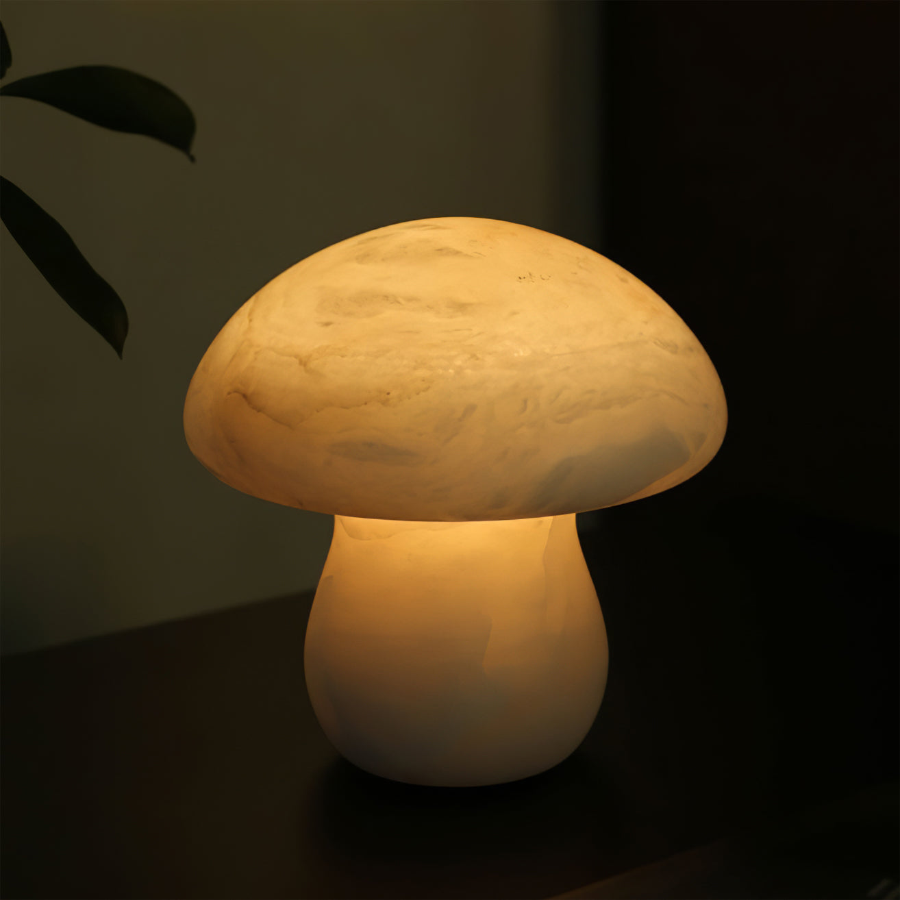 Mushroom Alabaster Table Lamp - Lumpaz