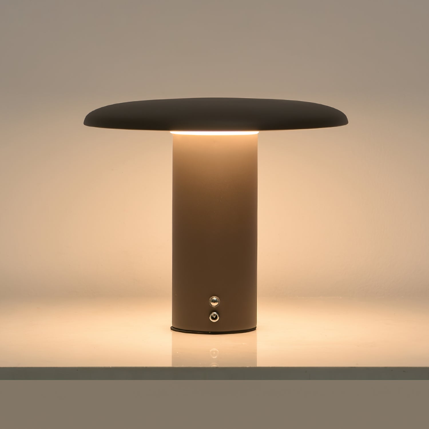 Takku Built-in Battery Table Lamp - Lumpaz