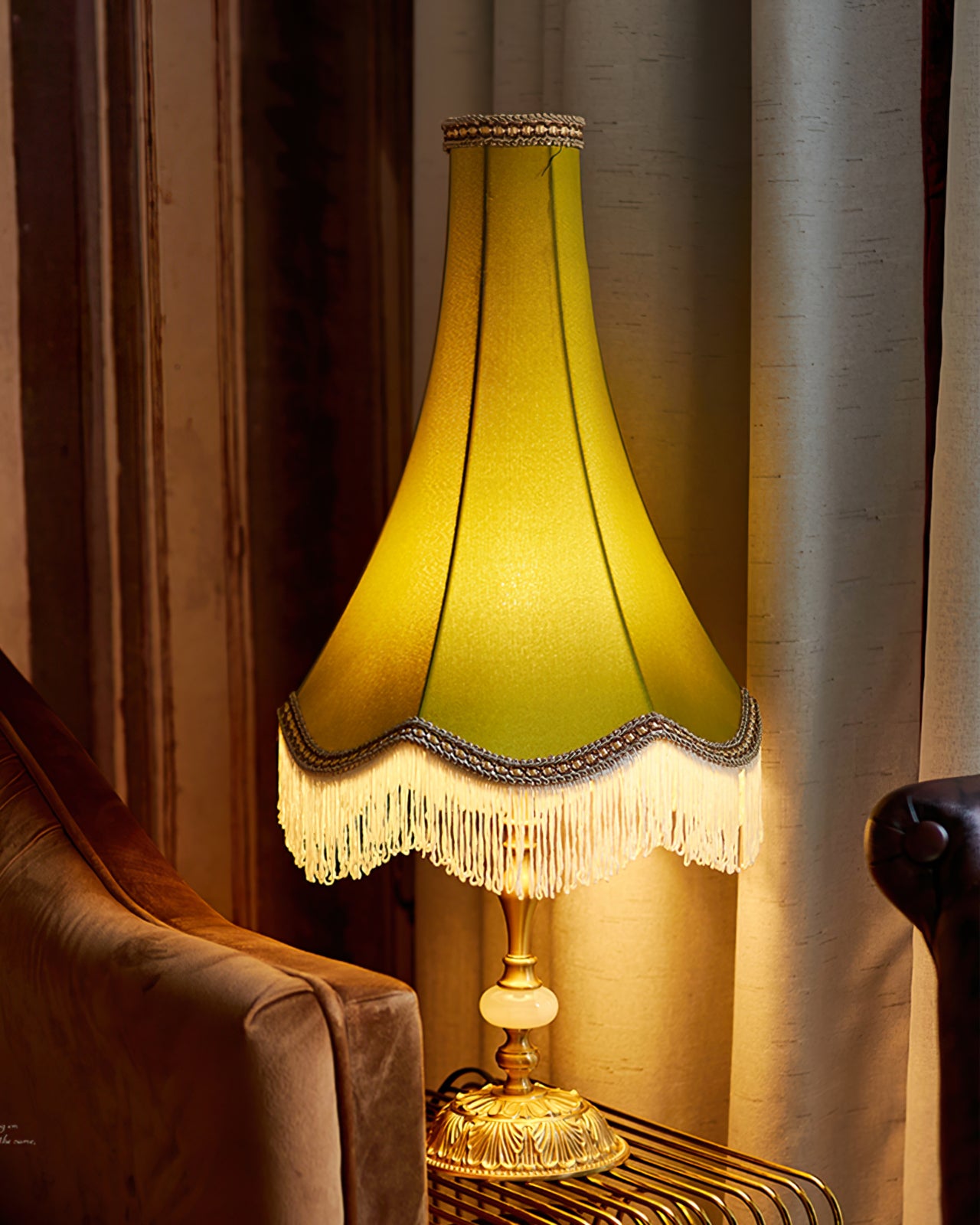 Peia Tassel Table Lamp - Lumpaz