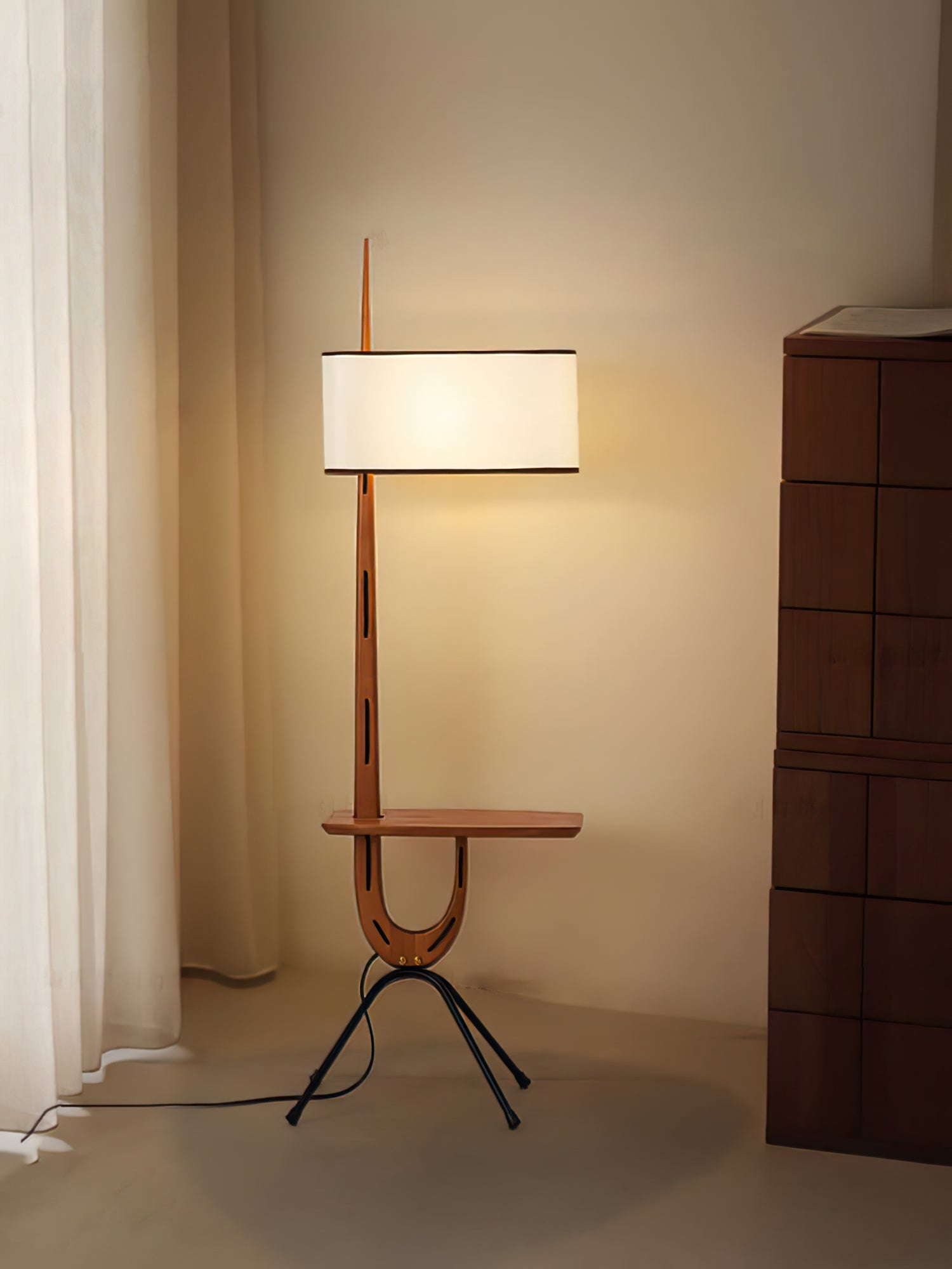 Rispal Giraffe Floor Lamp - Lumpaz