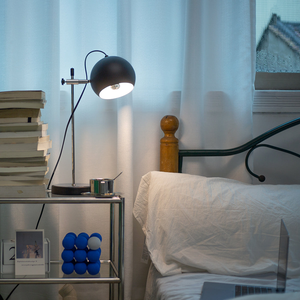 Ball Bracket Table Lamp - Lumpaz