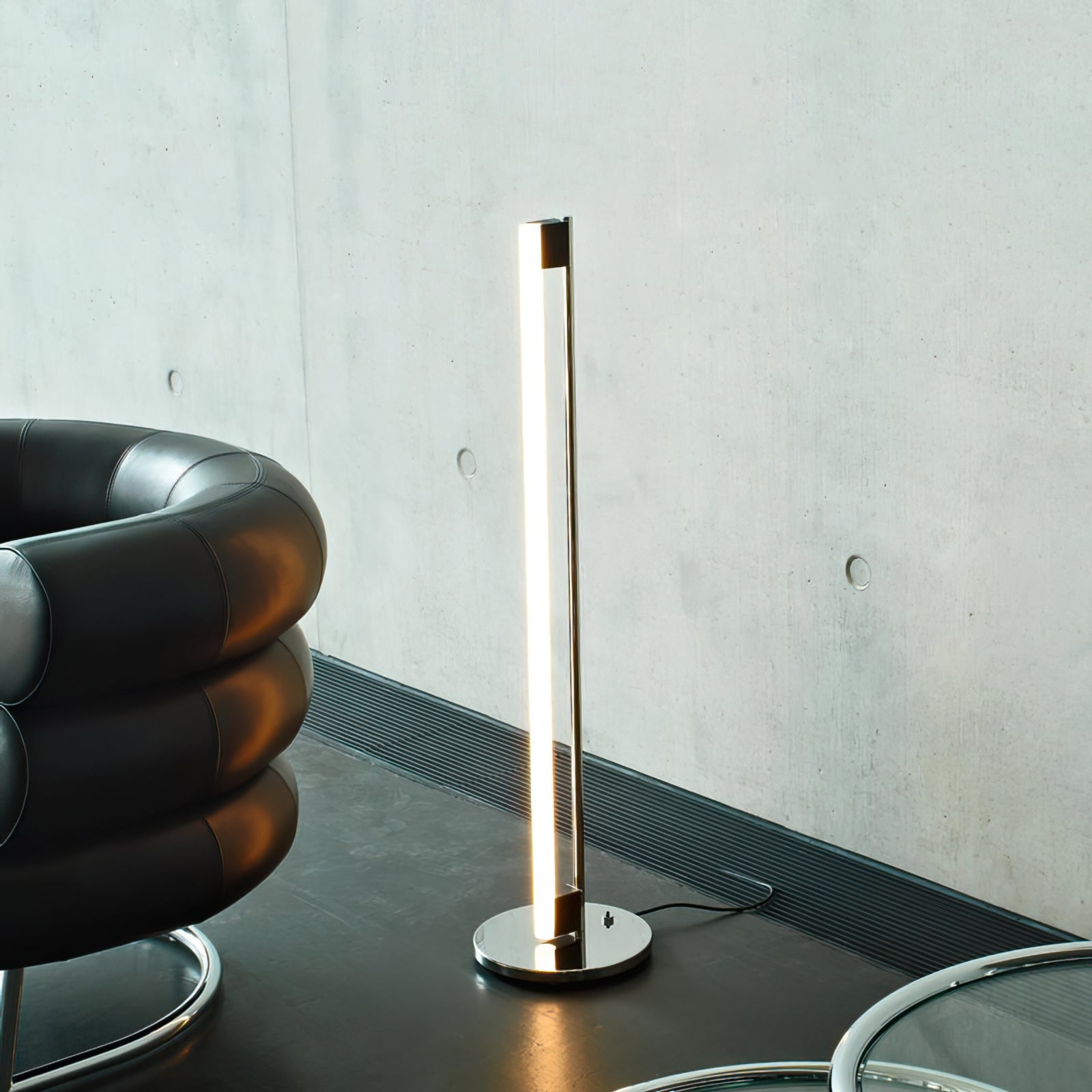Tube Light Floor Lamp - Lumpaz