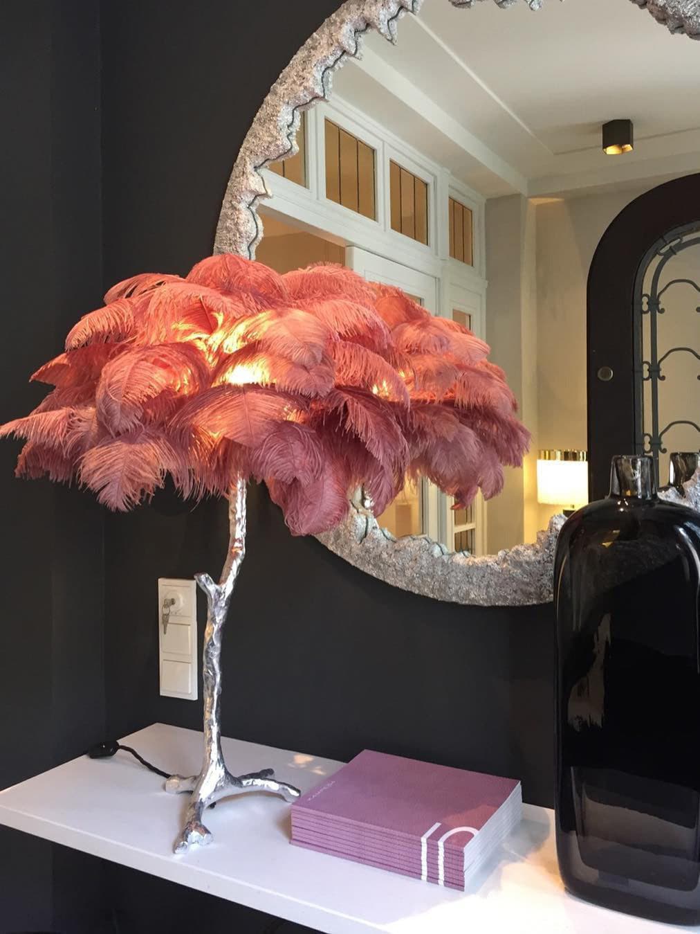Ostrich Feather Table Lamp - Lumpaz