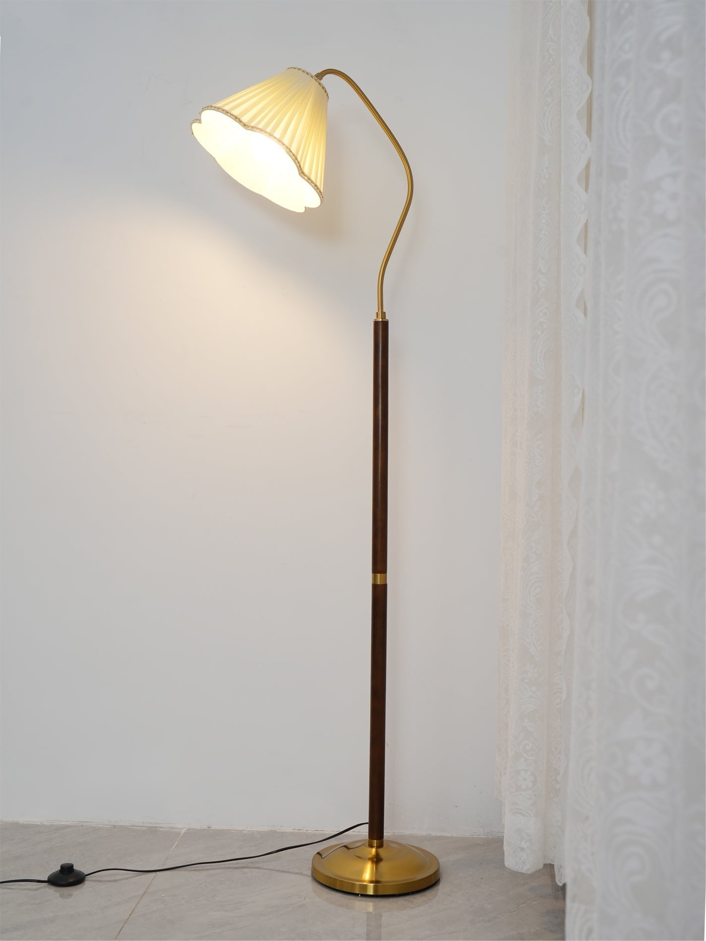 Florentine Fabric Floor Lamp - Lumpaz