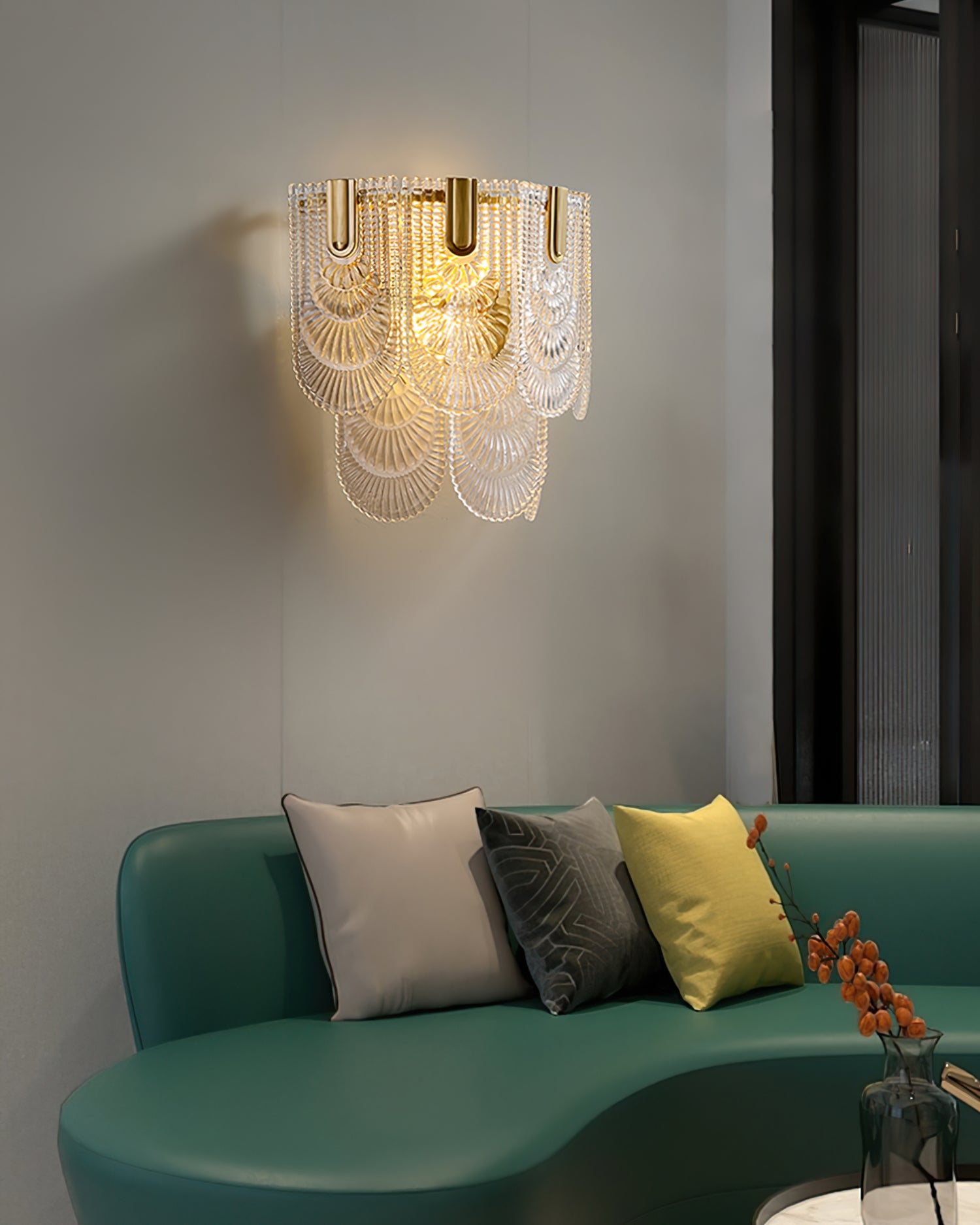 Giulia Brass Wall Lamp - Lumpaz