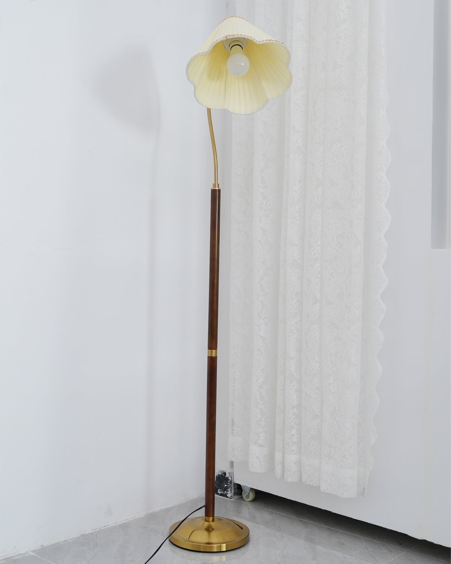 Florentine Fabric Floor Lamp - Lumpaz