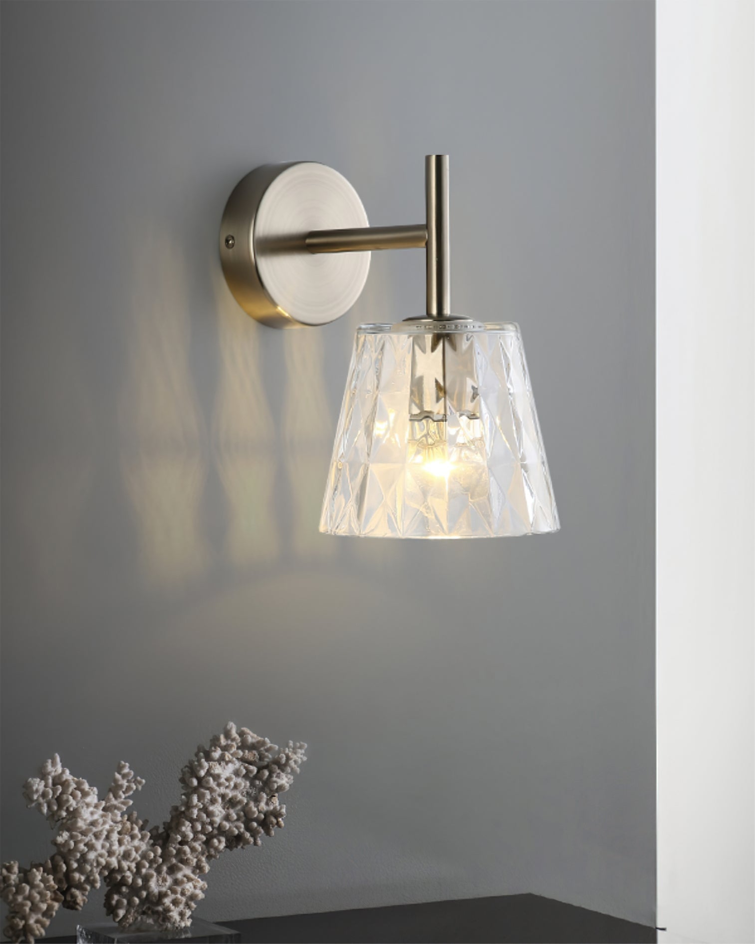 Filiyano Glass Wall Lamp - Lumpaz