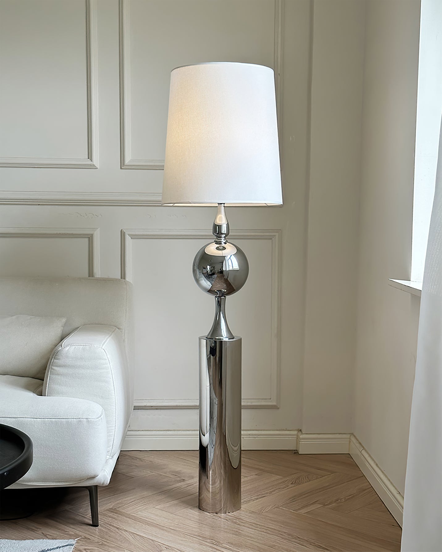 Extraterrestrial Floor Lamp - Lumpaz