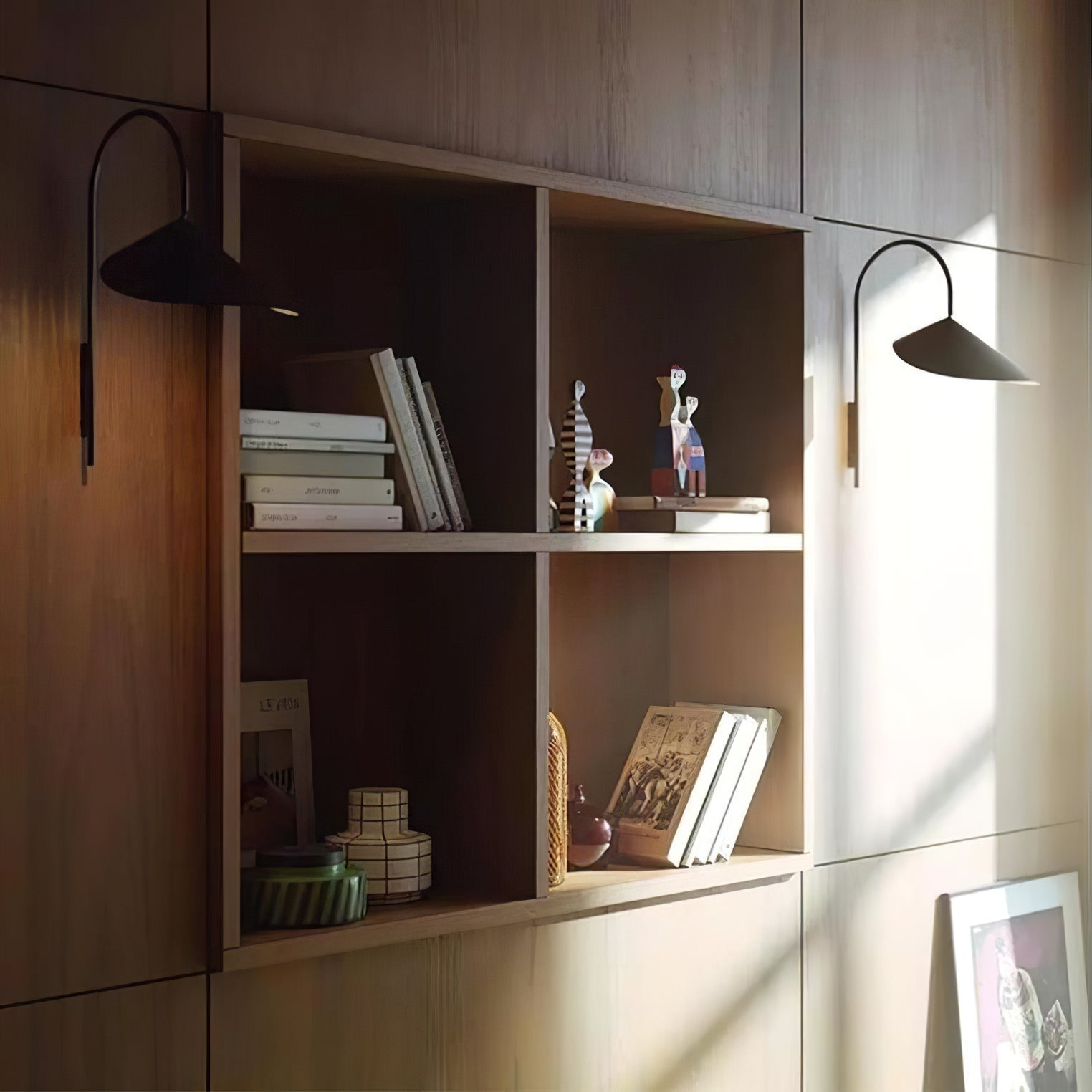 Arum Plug In Wall Lamp - Lumpaz