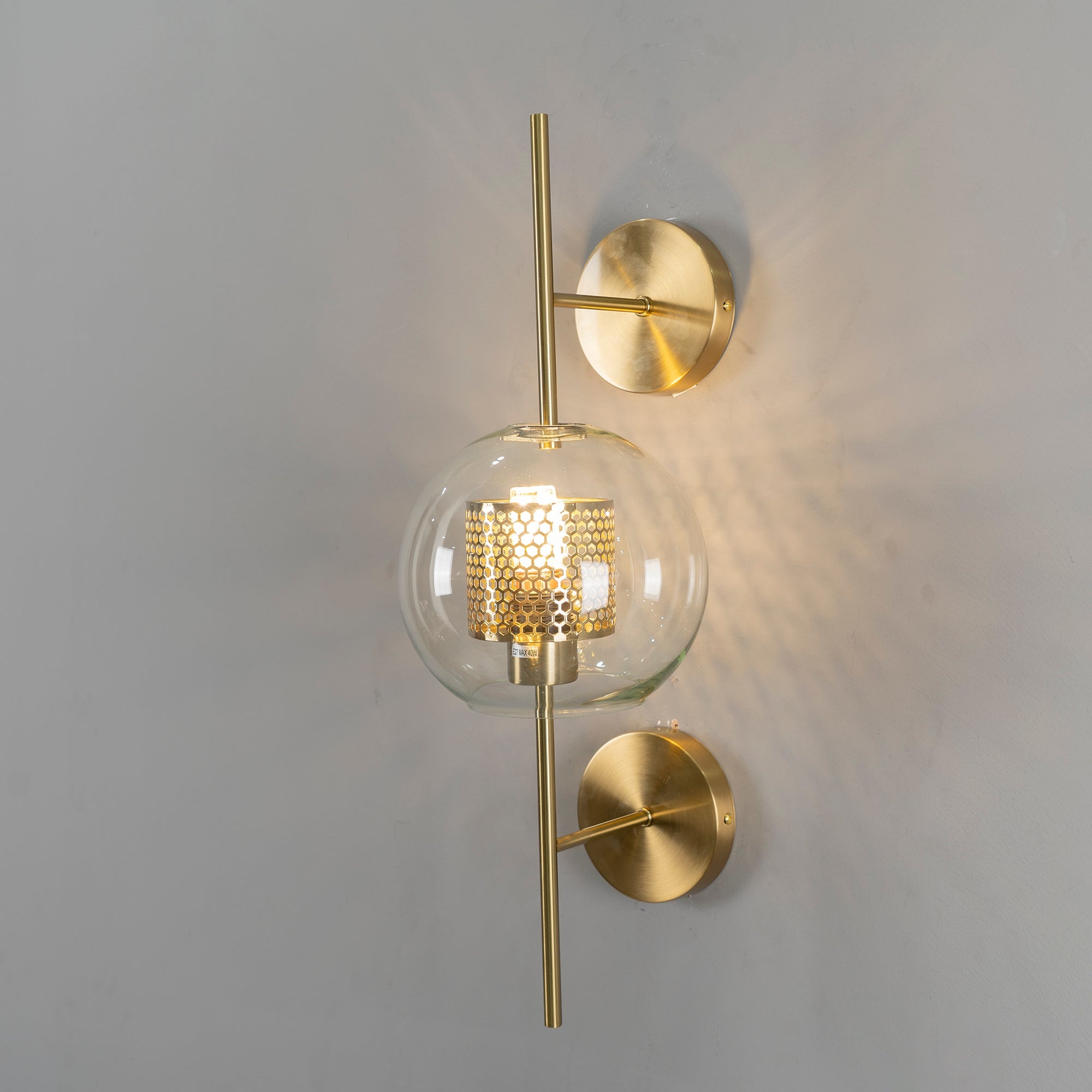 Chiswick Glass Wall Lamp - Lumpaz