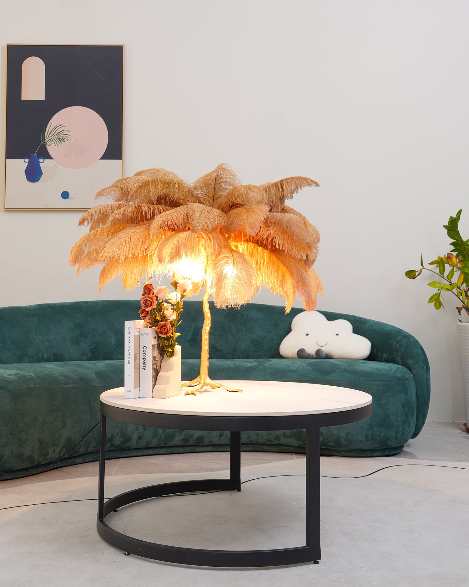 Ostrich Feather Table Lamp - Lumpaz