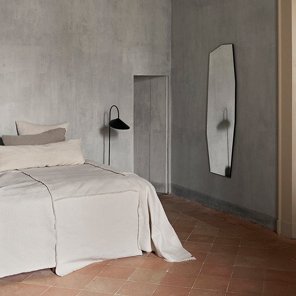 Arum Plug In Wall Lamp - Lumpaz