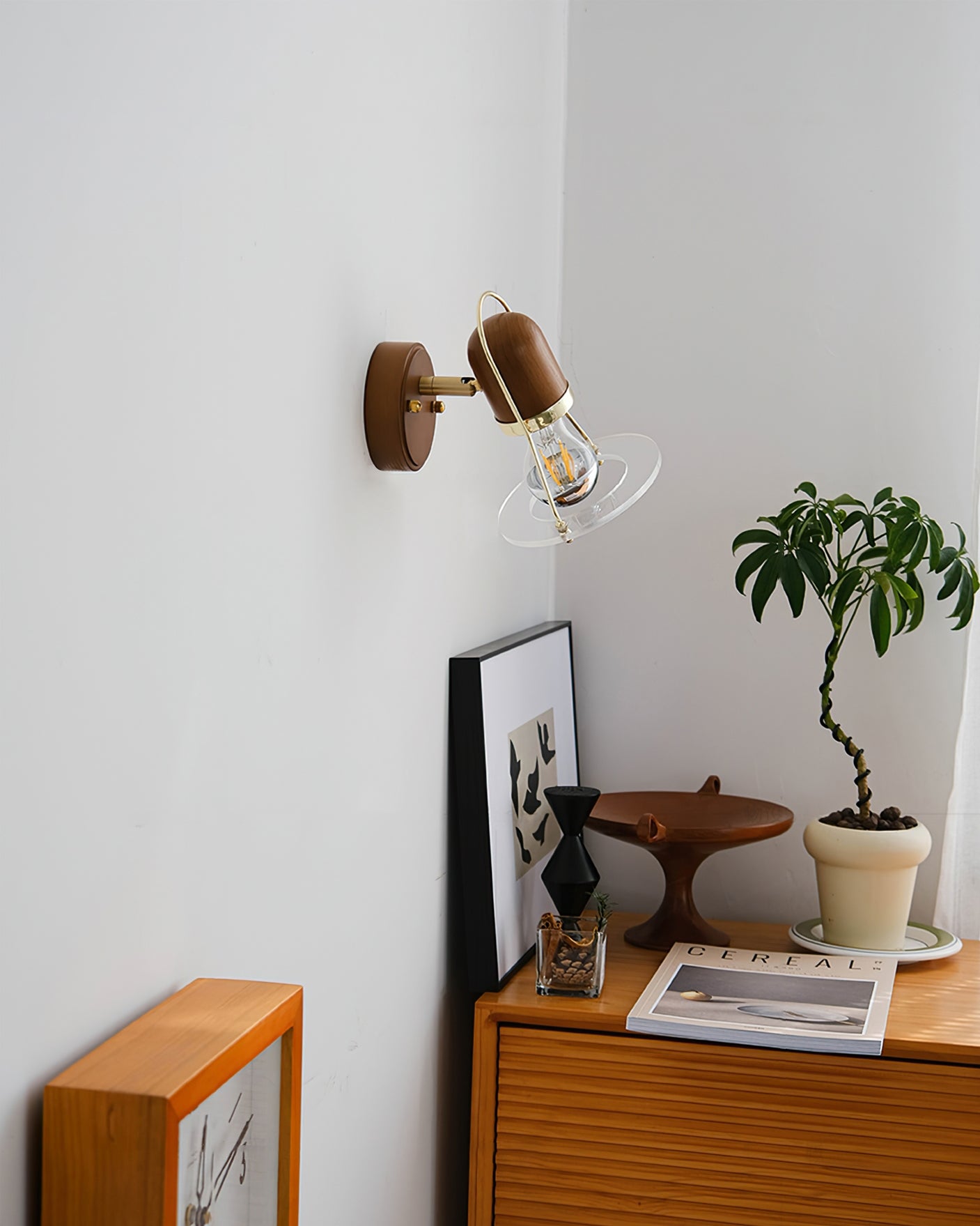 Vaughan Wall Lamp - Lumpaz
