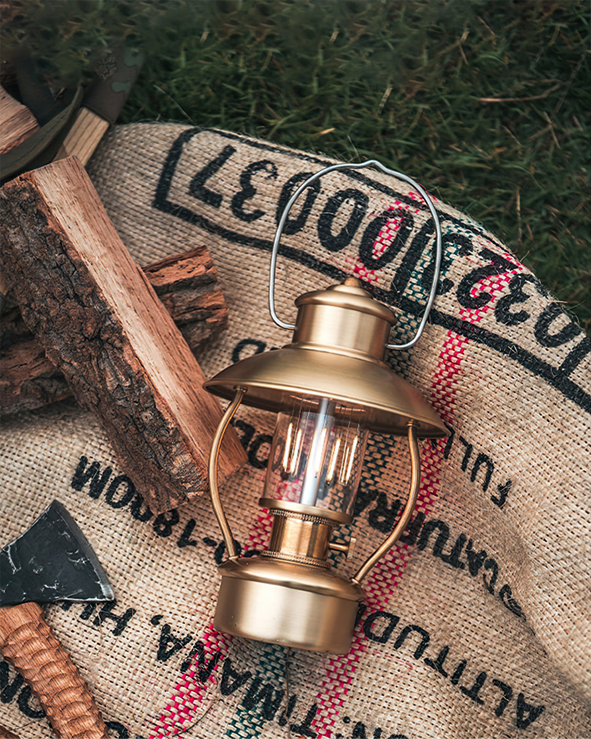 N80 Lantern Outdoor Table Lamp - Lumpaz