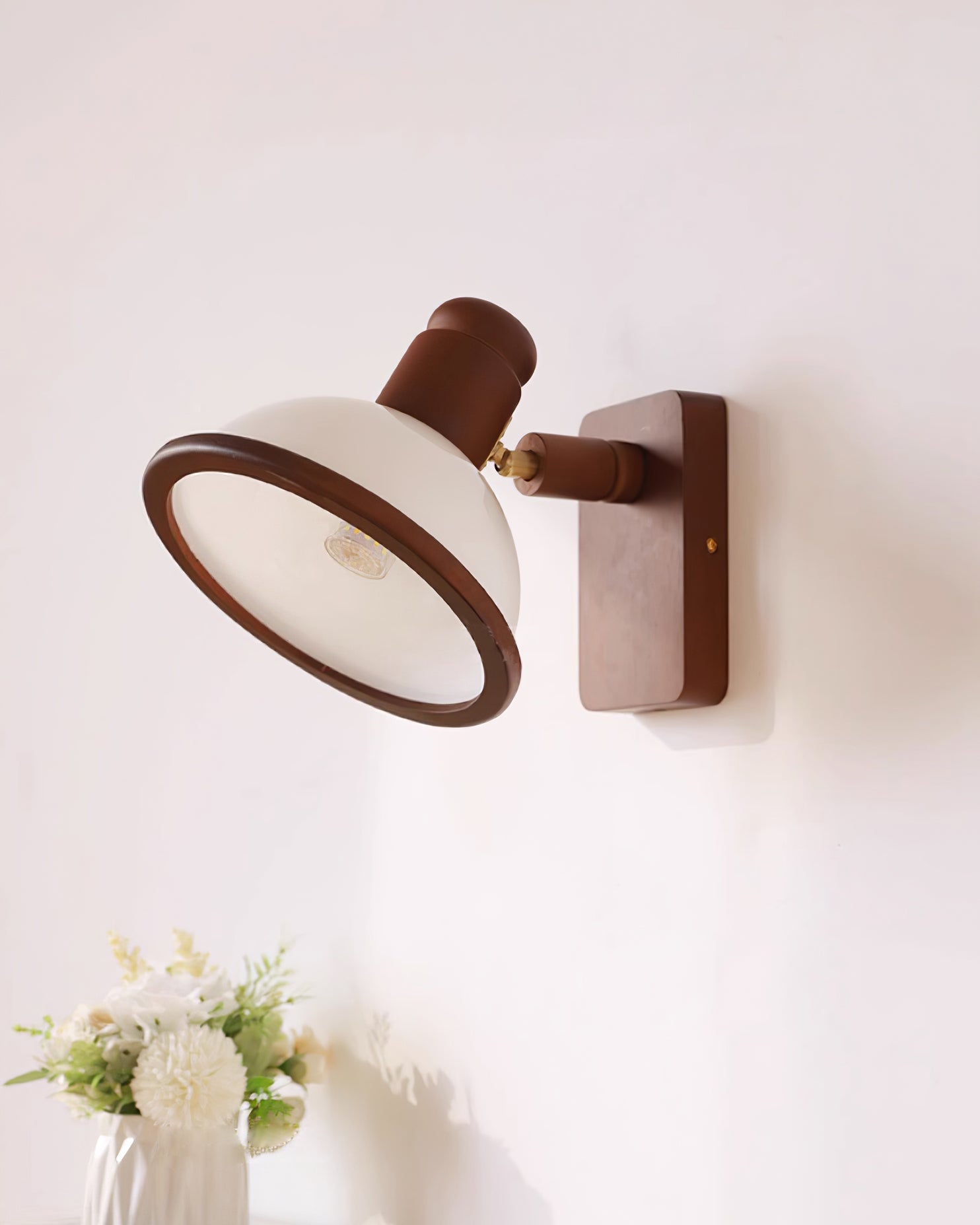 Girona Mia Wall Lamp - Lumpaz