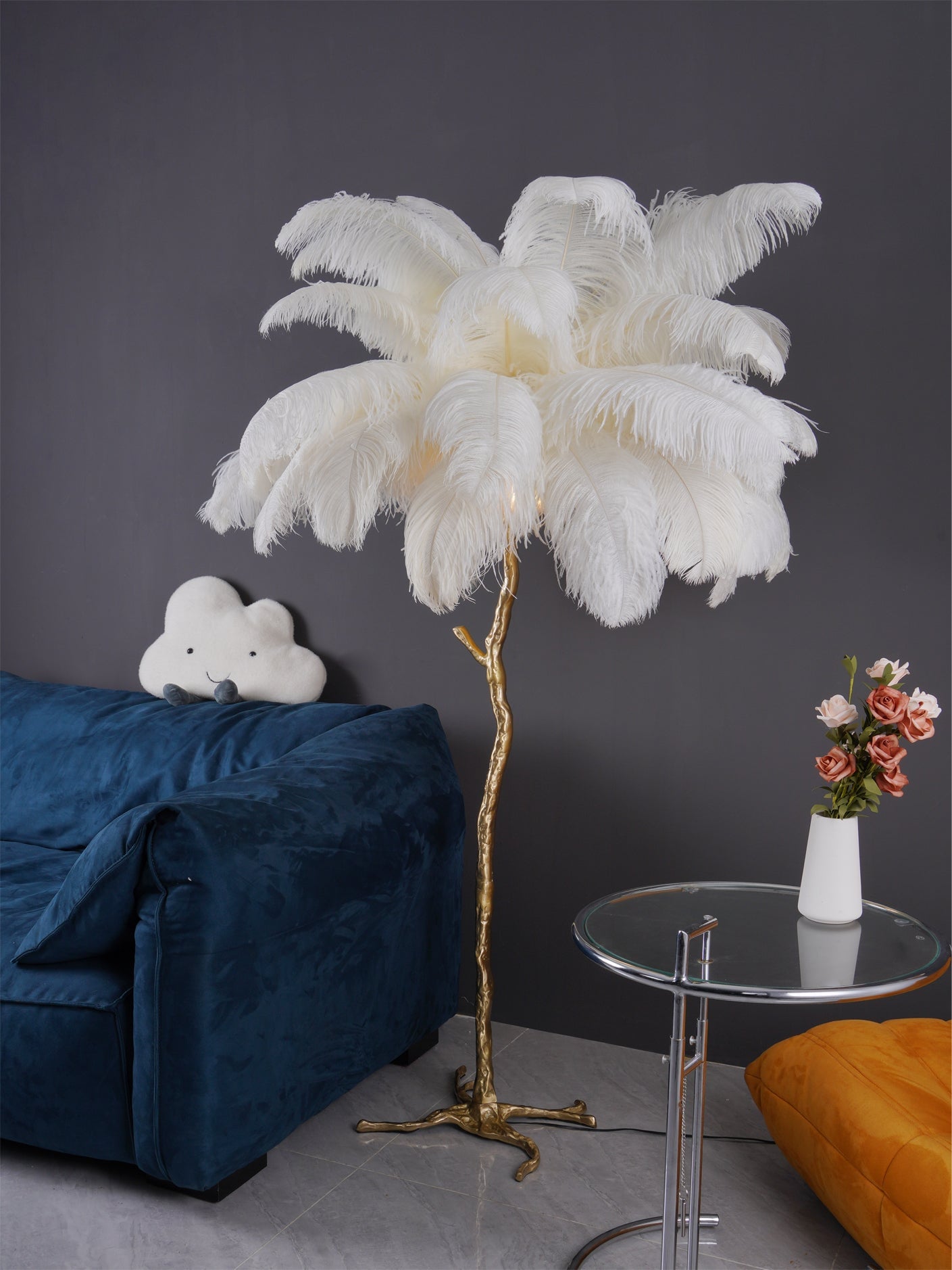 Ostrich Feather Brass Floor Lamp - Lumpaz