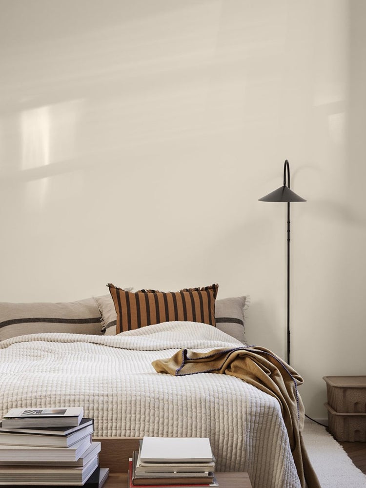 Arum Plug In Wall Lamp - Lumpaz