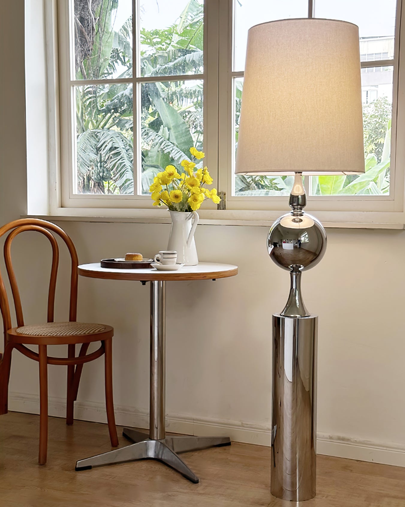 Extraterrestrial Floor Lamp - Lumpaz