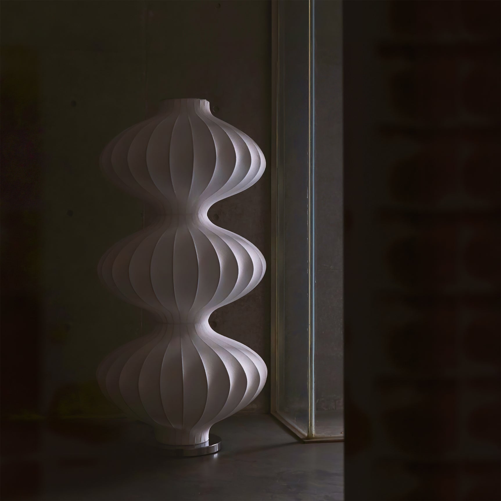 Mudusa Silk Floor Lamp - Lumpaz