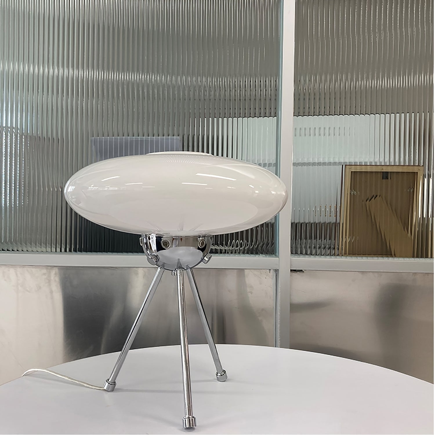 Glass UFO Table Lamp - Lumpaz