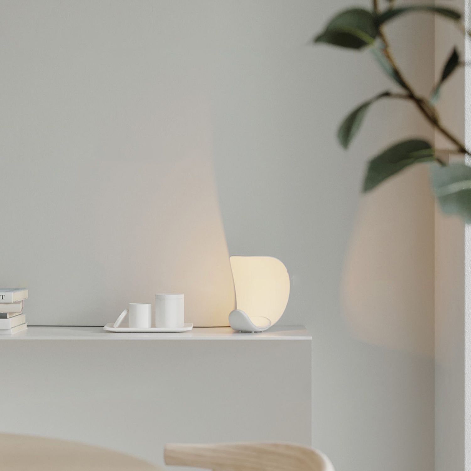 Curl Table Lamp - Lumpaz