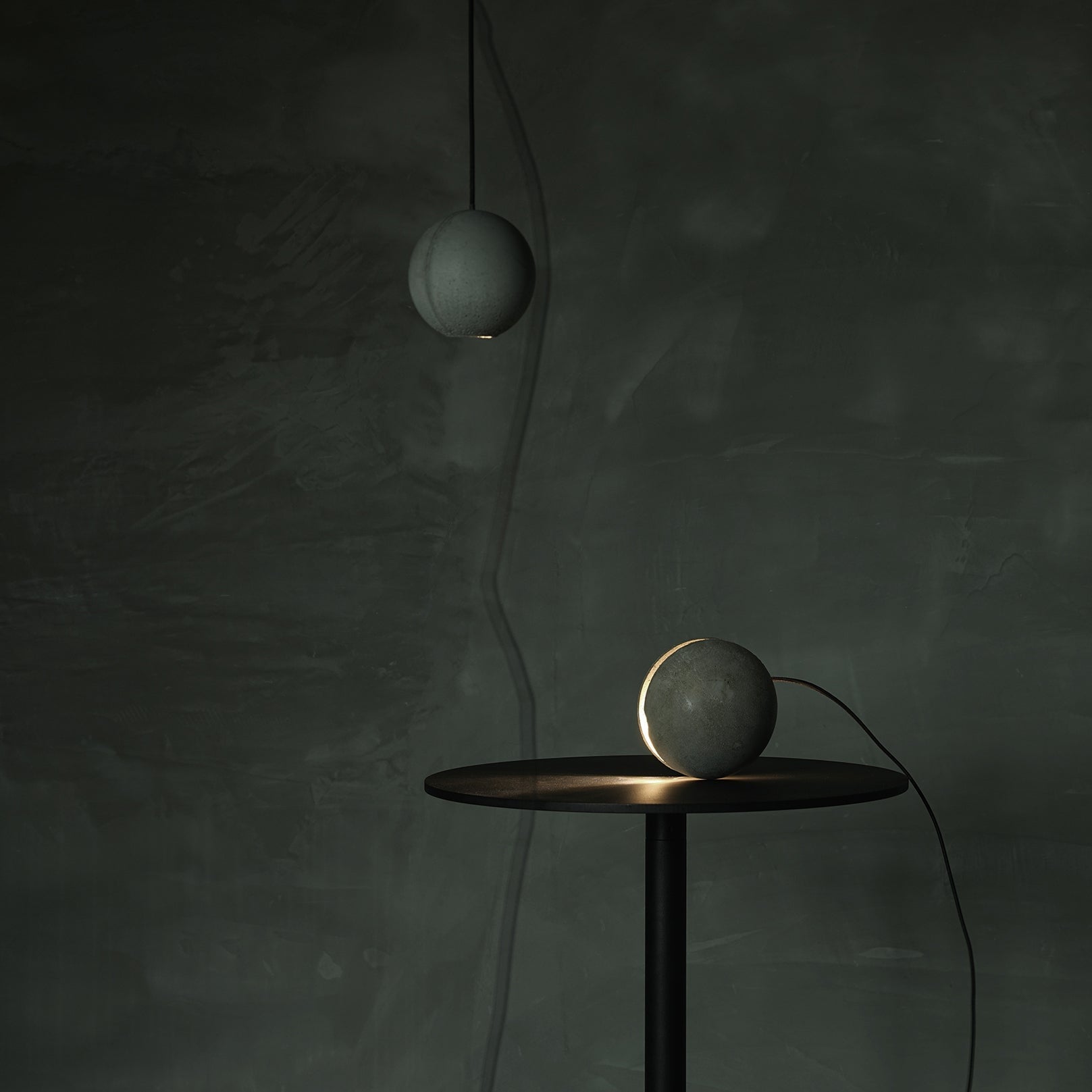 Moon Cement Pendant Lamp - Lumpaz