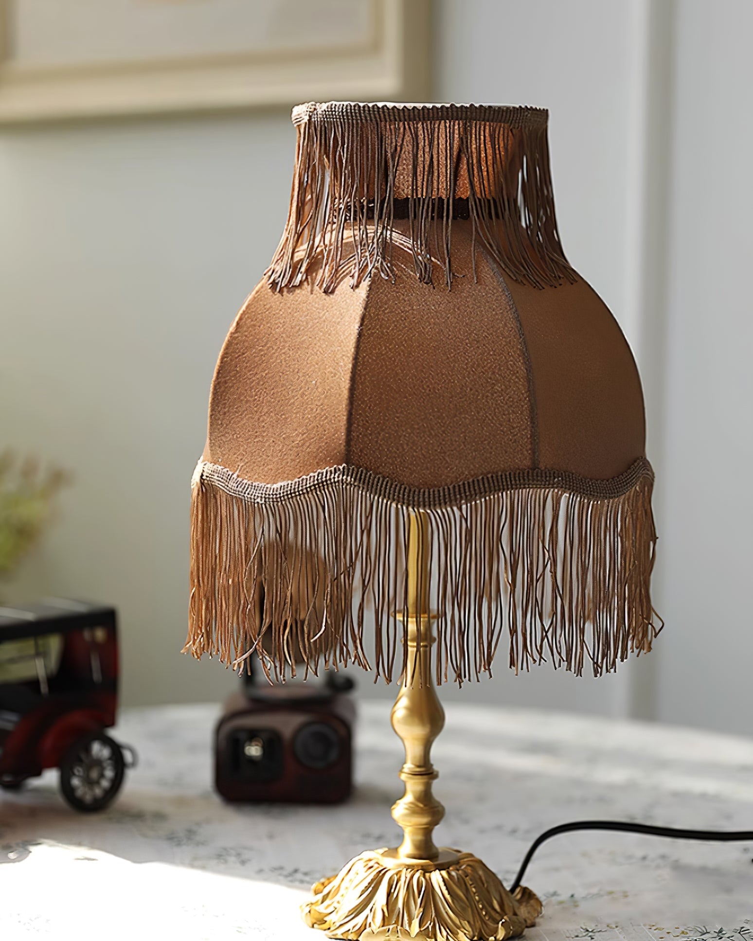 Lanna Tassel Table Lamp - Lumpaz
