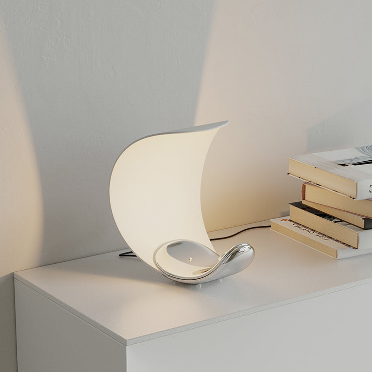 Curl Table Lamp - Lumpaz