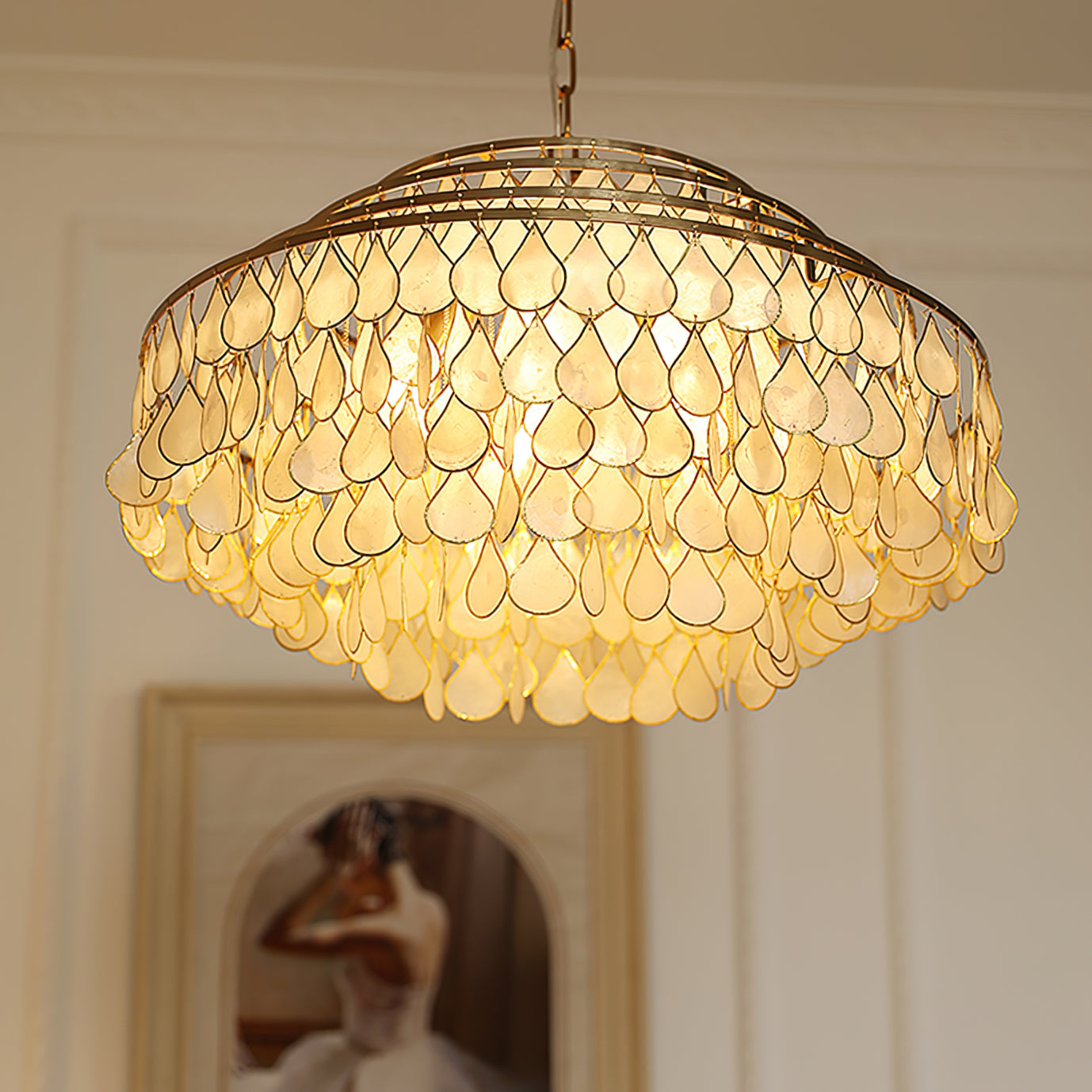 Vivant Shell Pendant Lamp - Lumpaz