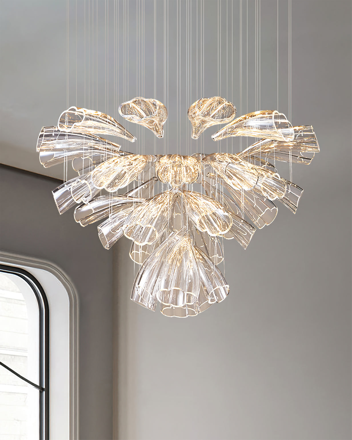 Glass Lotus Chandelier - Lumpaz