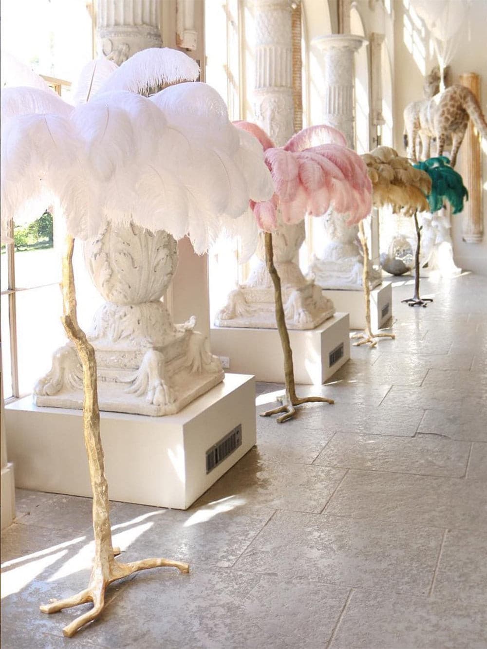 Ostrich Feather Brass Floor Lamp - Lumpaz