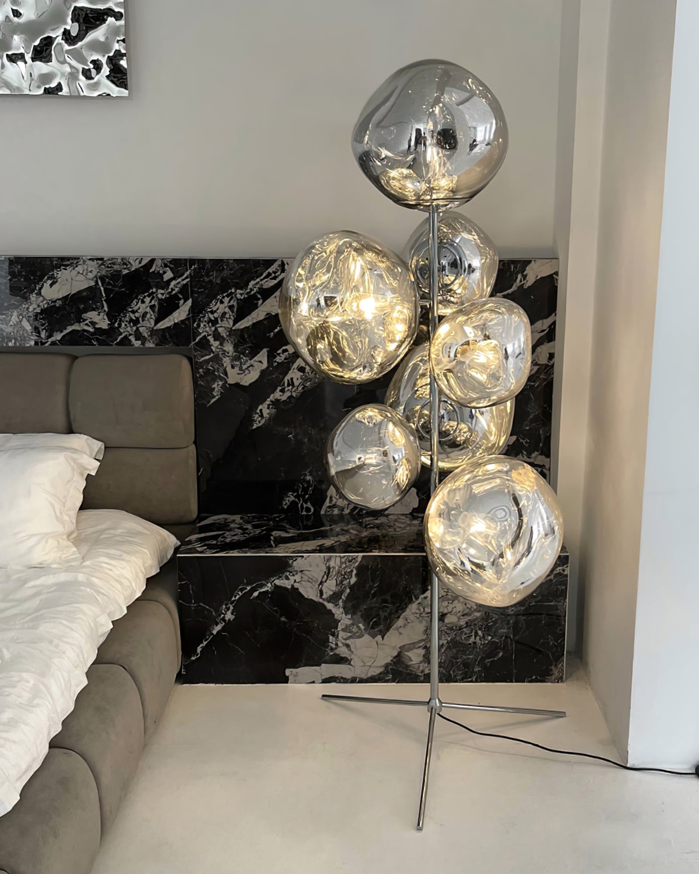 Lava Cone Floor Lamp - Lumpaz