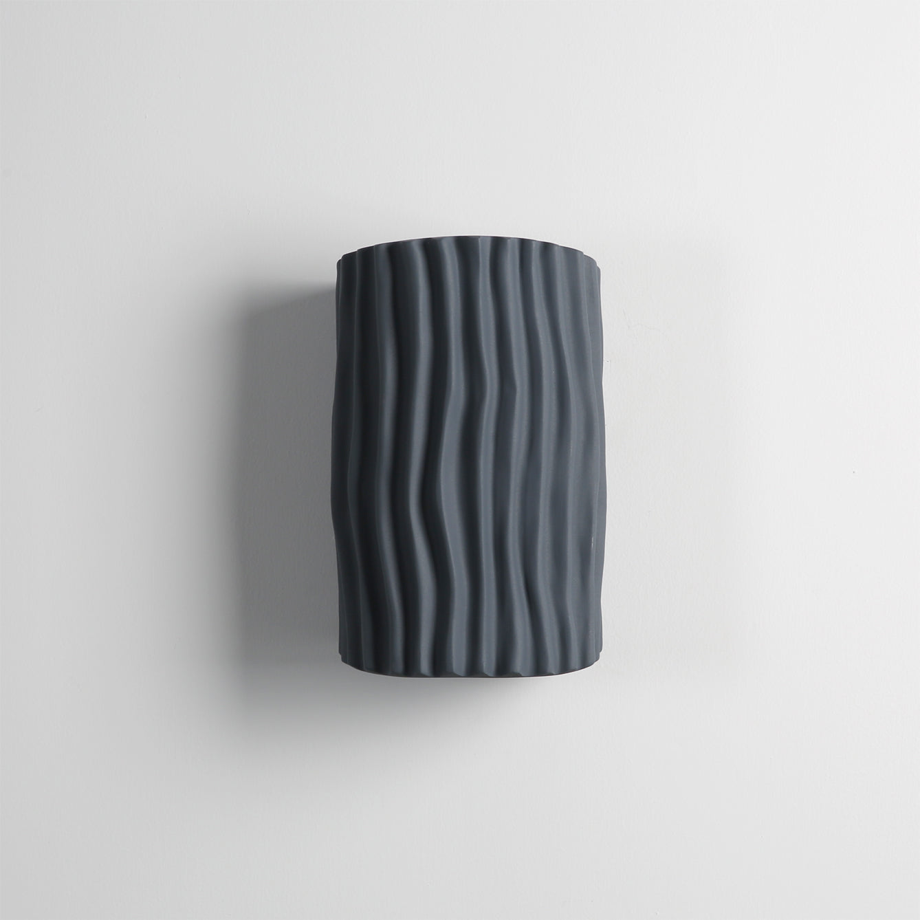 Pleated Resin Wall Lamp - Lumpaz