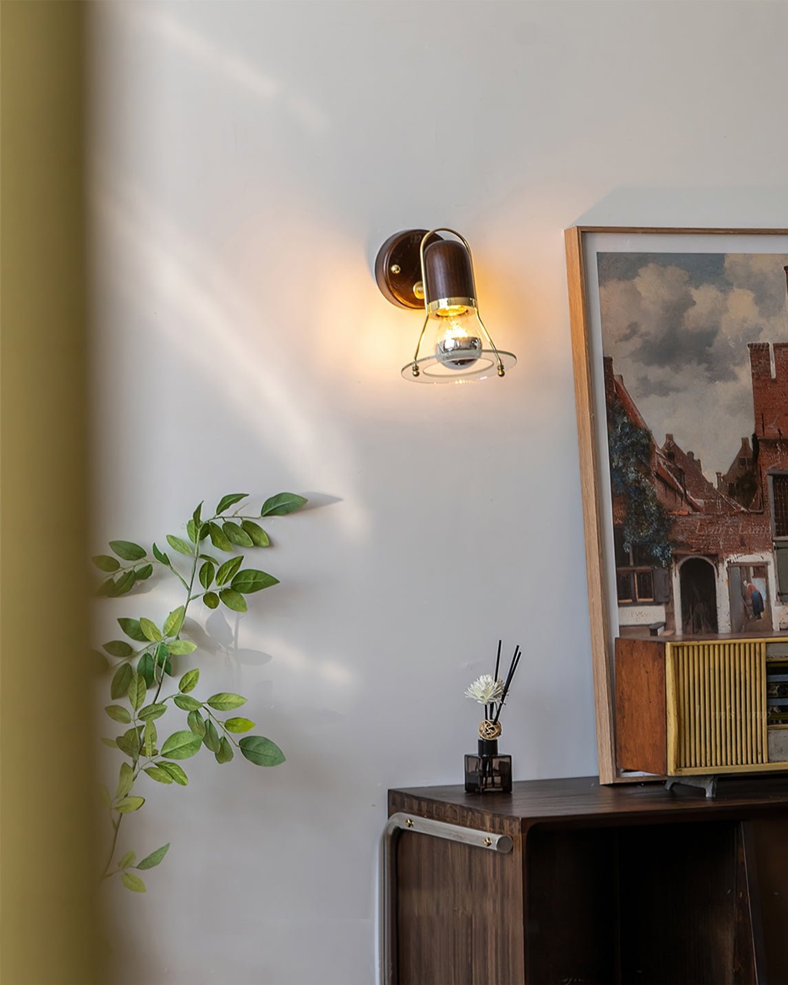 Vaughan Wall Lamp - Lumpaz