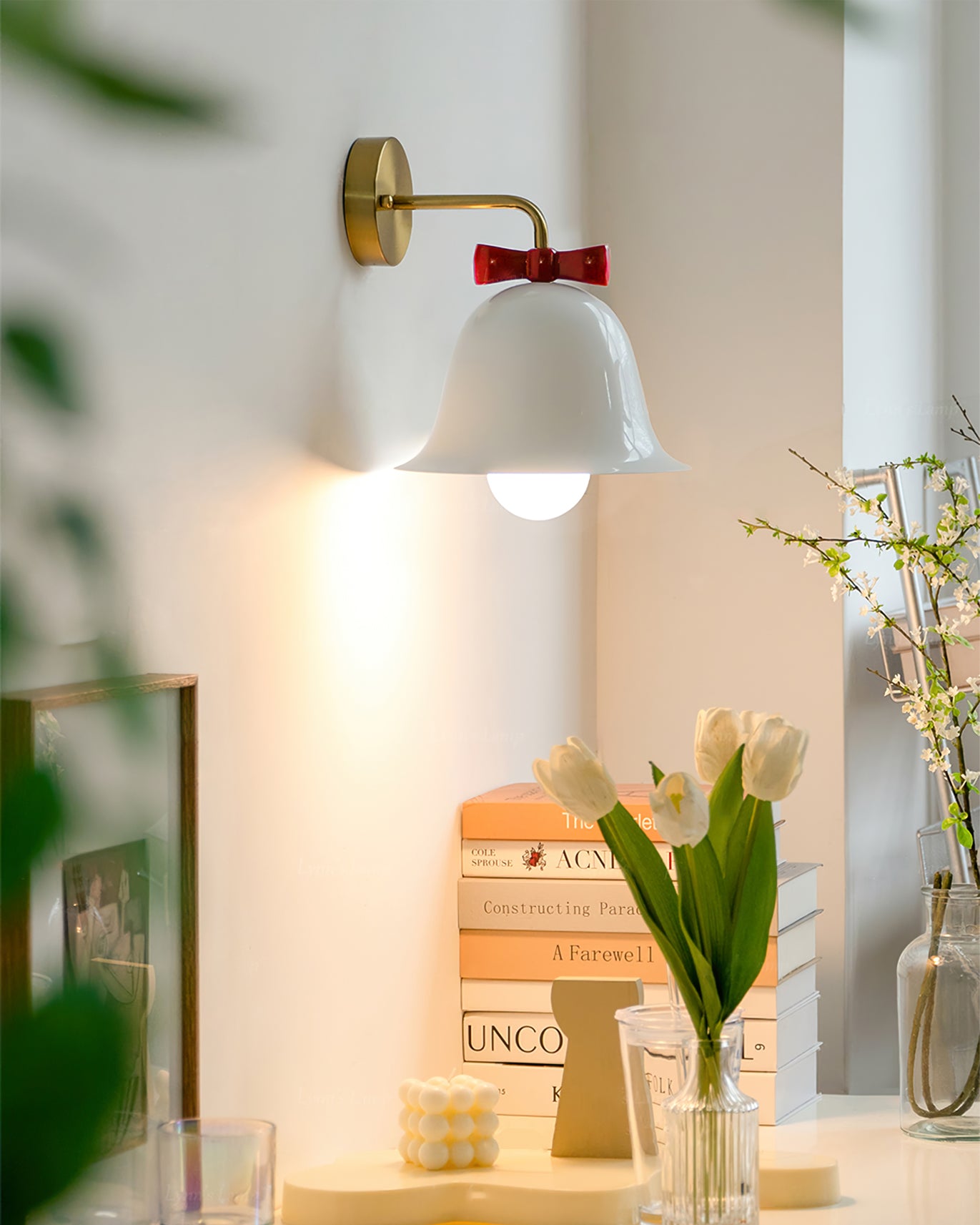 Bow Bell Wall Lamp - Lumpaz