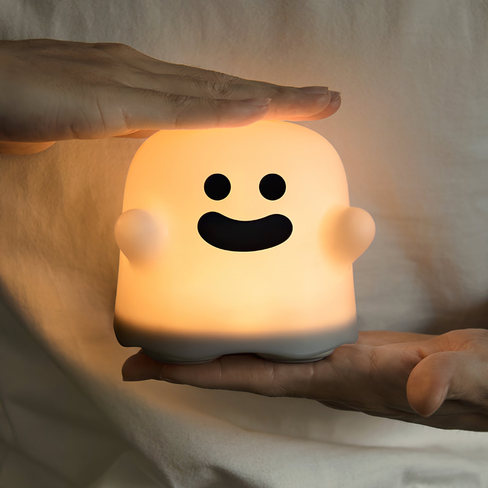Ghost Built-in Battery Table Lamp - Lumpaz