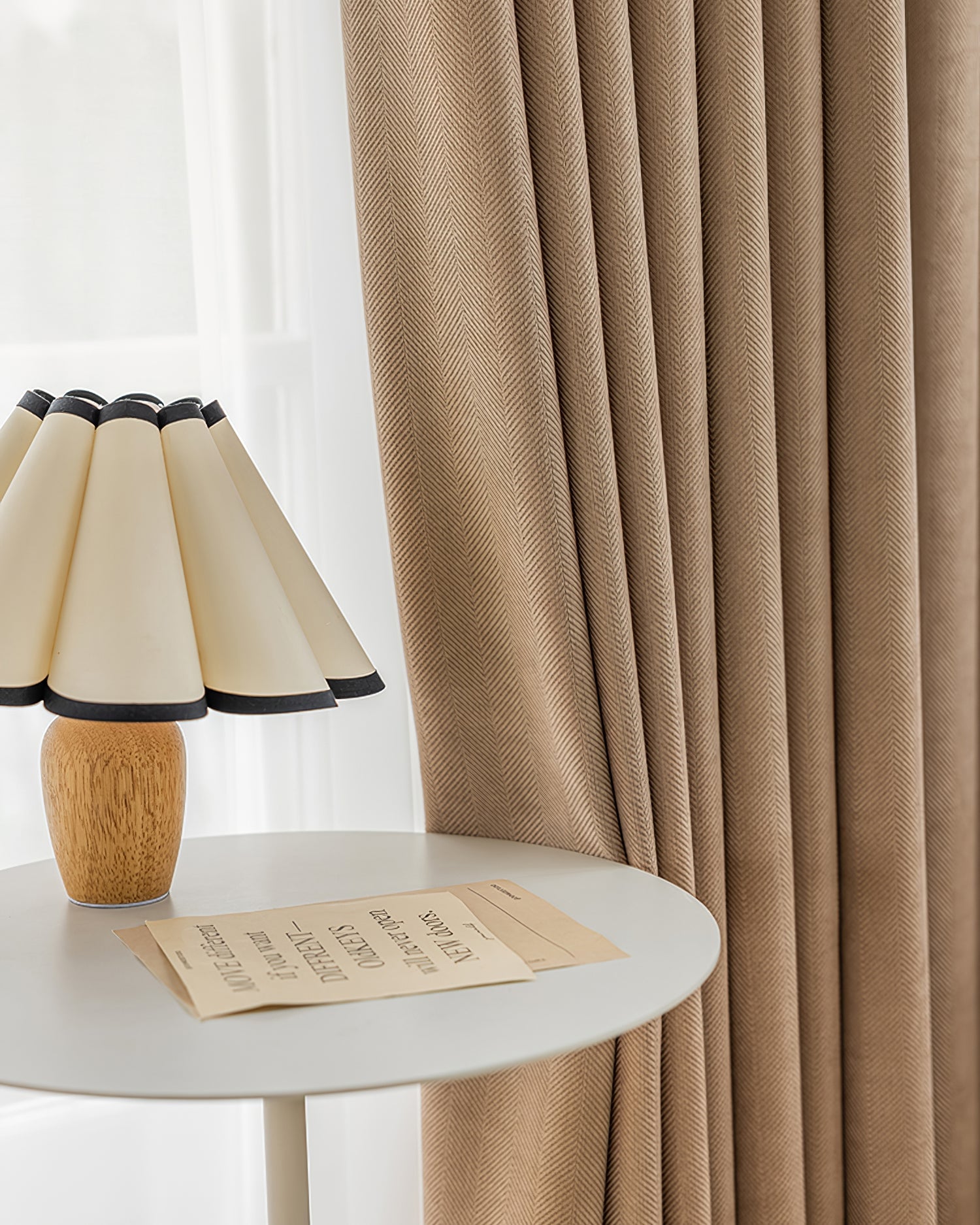 Vintage Fluted Table Lamp - Lumpaz