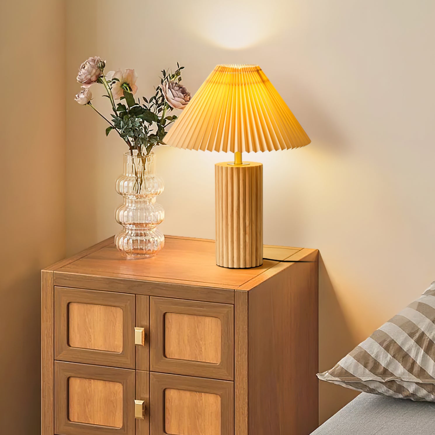 Nora Table Lamp - Lumpaz