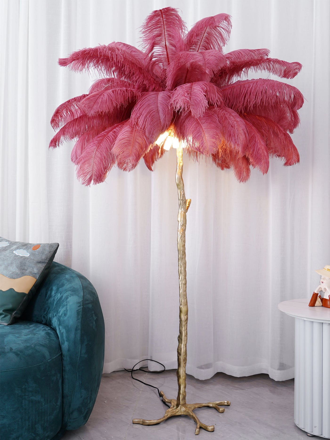 Ostrich Feather Brass Floor Lamp - Lumpaz